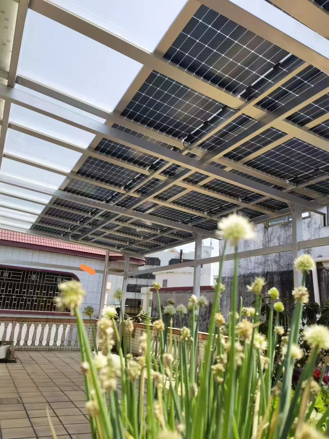 达州别墅家用屋顶太阳能发电系统安装